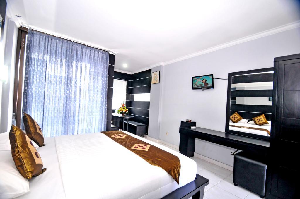 Arya Hotel & Spa Кута Екстериор снимка